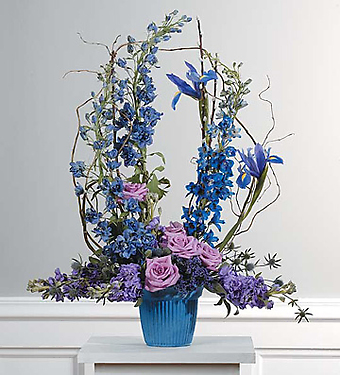 Lavender and Blue Machae Arrangement